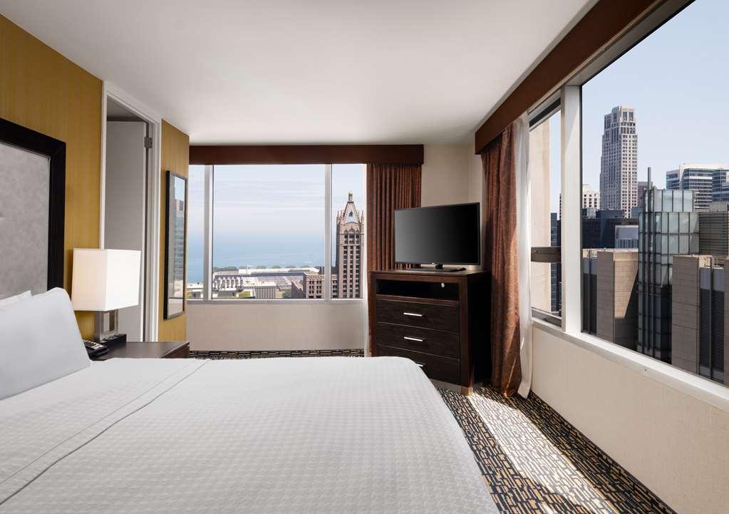 Homewood Suites By Hilton Chicago Downtown - Magnificent Mile Room photo