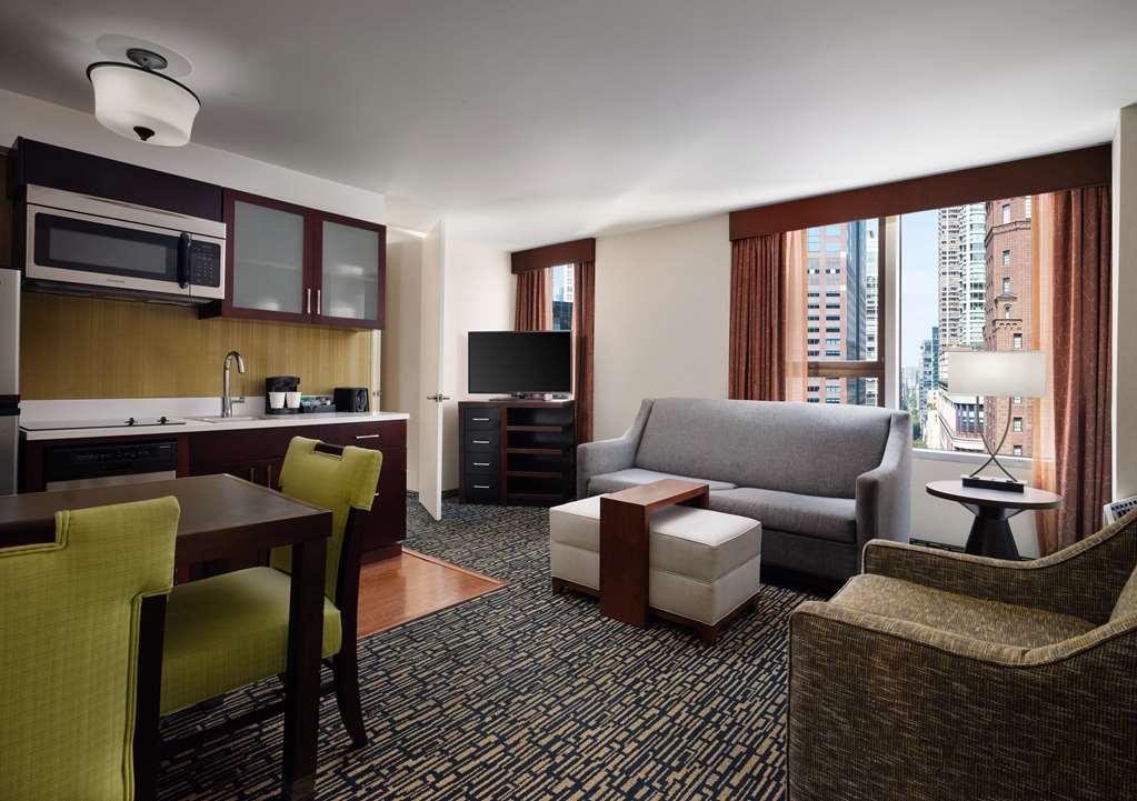 Homewood Suites By Hilton Chicago Downtown - Magnificent Mile Room photo